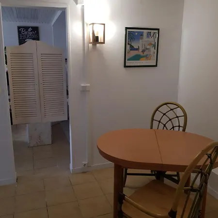 דירה L'hirondelle Du Coulin