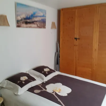 L'hirondelle Du Coulin Apartment *